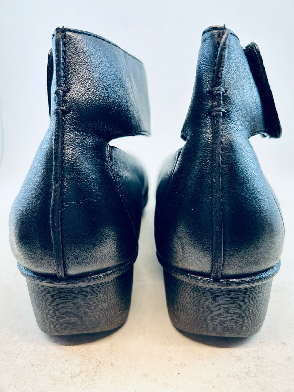 Dansko Black Leather Lulu Ankle Strap Low Wedges size 36 5.5 6 NO INSOLES - Picture 8 of 11
